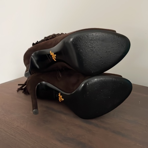 Prada finge open toe suede booties 39 8 8.5 like new! Worn once - Picture 5 of 5